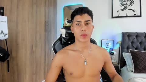 alannaughty_ online show from 25, 2, 2026