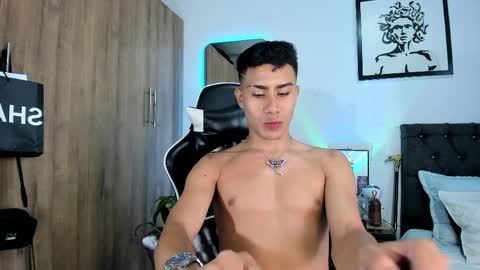 alannaughty_ online show from 11, 4, 2026