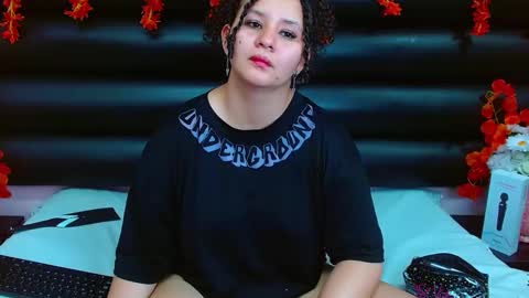 AlaSmith  online show from 30, 1, 2025