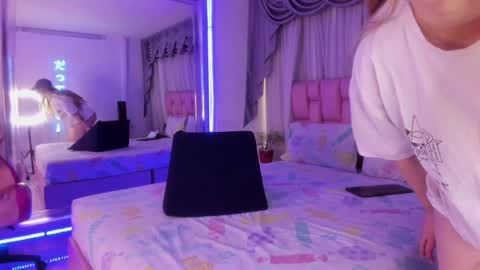 albaandthayron online show from 13, 1, 2025