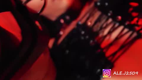 Snapshot of ale_2509 chatting on 9, 11, 2025 Ale online show from 9, 11, 2025