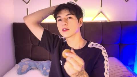 ale_aurarashi online show from 11, 4, 2026