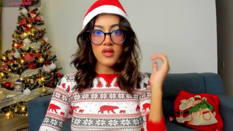 Snapshot of ale_petitee chatting on 2, 12, 2025 alexa online show from 2, 12, 2025