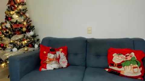 Snapshot of ale_petitee chatting on 3, 12, 2025 alexa online show from 3, 12, 2025