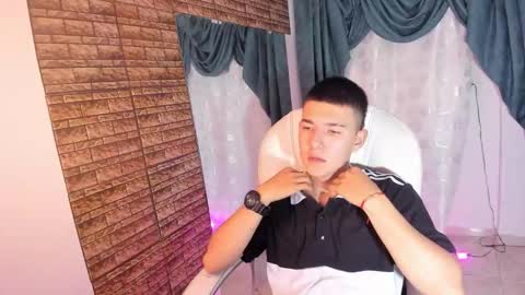 Aleck Boy online show from 25, 10, 2025