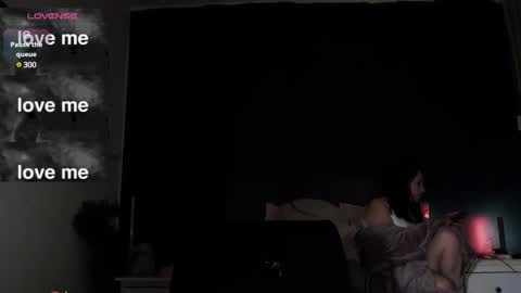 aledelo online show from 4, 1, 2025