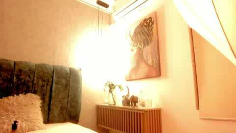 Aleera online show from 2, 4, 2026