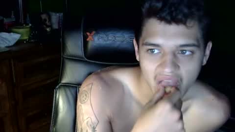 Snapshot of alej277901 chatting on 31, 5, 2026 Terry Spike online show from 31, 5, 2026