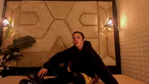 Snapshot of aleja__slav3 chatting on 7, 7, 2026 aleja__slav3 online show from 7, 7, 2026