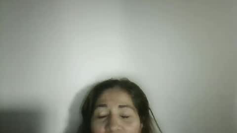 Snapshot of aleja_guz chatting on 2, 10, 2025 aleja_guz online show from 2, 10, 2025