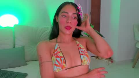 aleja_r01 online show from 10, 3, 2026