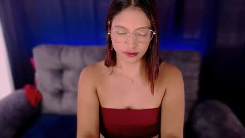 Aleja Harker  online show from 13, 1, 2026