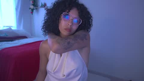 O.F alejandra h1998 stream 300 pm - 1100 pm online show from 18, 12, 2024