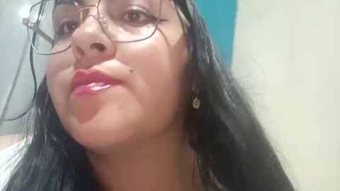 Alejandra online show from 3, 6, 2026