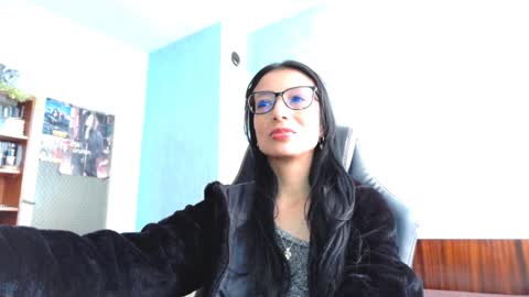 Alejandra online show from 16, 12, 2024