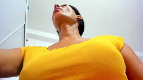 Snapshot of alejandrahotts chatting on 2, 3, 2025 alejandrahotts online show from 2, 3, 2025