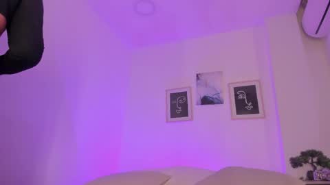 Alejandra online show from 9, 4, 2026