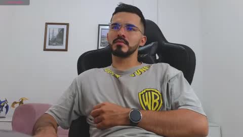 alejandroo_7 online show from 15, 10, 2025