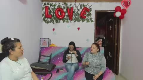 zoe and Kataleya online show from 8, 3, 2025