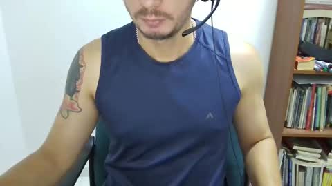 Snapshot of alejo_camboy chatting on 12, 1, 2026 Alejo online show from 12, 1, 2026