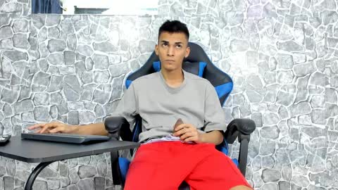 alejo peverell online show from 2, 4, 2026