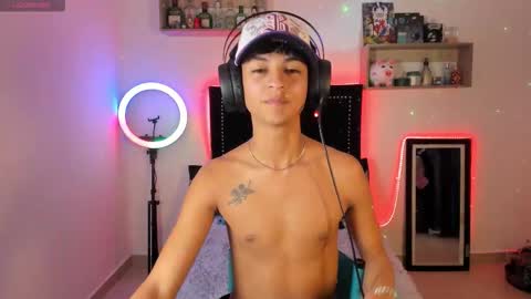 Snapshot of alejoo_storms chatting on 14, 11, 2025 alejo online show from 14, 11, 2025