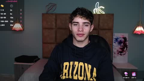 ALejoo Saenz online show from 3, 12, 2024