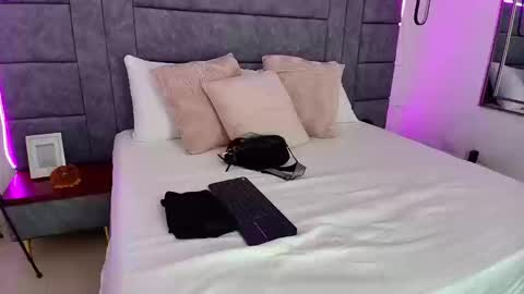 aleka_williams_ online show from 9, 9, 2025