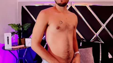 Alek online show from 8, 10, 2025