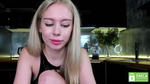 Snapshot of aleksa_cutie chatting on 4, 1, 2025 Next stream - 2 dec - online show from 4, 1, 2025