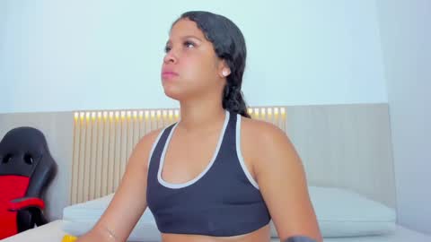 Snapshot of alena_brown chatting on 27, 9, 2025 ALENA online show from 27, 9, 2025