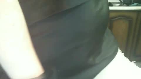 Snapshot of alenablack chatting on 28, 12, 2024 Luly online show from 28, 12, 2024