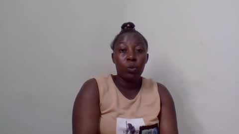 Snapshot of alesha_ chatting on 5, 2, 2025 Noreen Kennth and Emilly online show from 5, 2, 2025