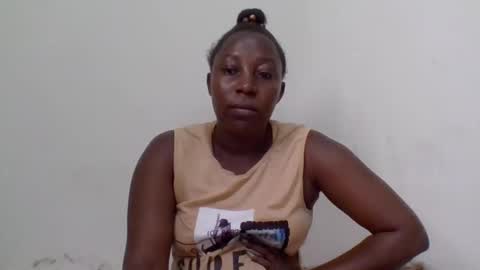 Snapshot of alesha_ chatting on 6, 2, 2025 Noreen Kennth and Emilly online show from 6, 2, 2025