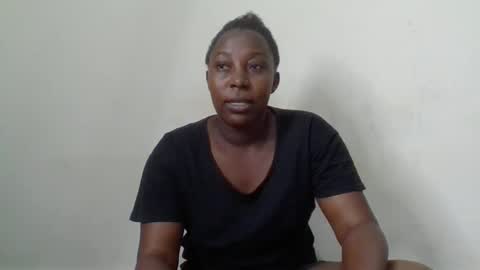 Snapshot of alesha_ chatting on 23, 2, 2025 Noreen Kennth and Emilly online show from 23, 2, 2025