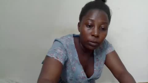 Snapshot of alesha_ chatting on 27, 2, 2025 Noreen Kennth and Emilly online show from 27, 2, 2025