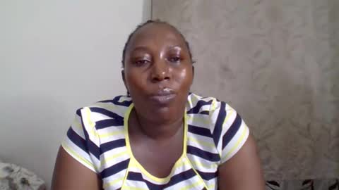 Snapshot of alesha_ chatting on 15, 9, 2025 Noreen Kennth and Emilly online show from 15, 9, 2025