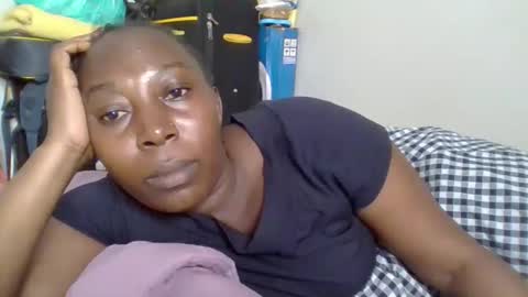 Snapshot of alesha_ chatting on 21, 9, 2025 Noreen Kennth and Emilly online show from 21, 9, 2025