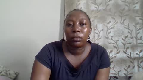 Snapshot of alesha_ chatting on 22, 9, 2025 Noreen Kennth and Emilly online show from 22, 9, 2025