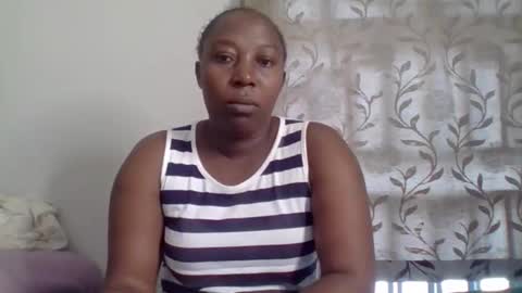 Snapshot of alesha_ chatting on 29, 9, 2025 Noreen Kennth and Emilly online show from 29, 9, 2025