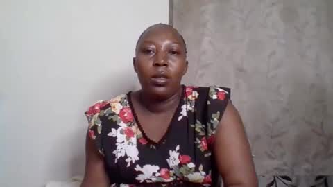 Snapshot of alesha_ chatting on 5, 10, 2025 Noreen Kennth and Emilly online show from 5, 10, 2025