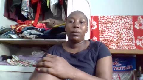 Snapshot of alesha_ chatting on 28, 10, 2025 Noreen Kennth and Emilly online show from 28, 10, 2025