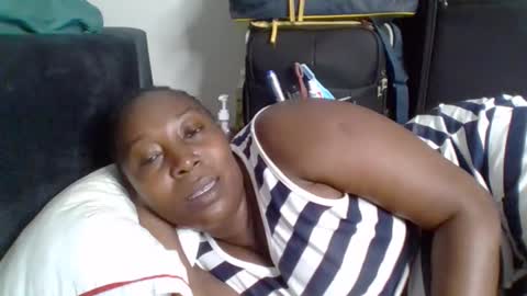 Snapshot of alesha_ chatting on 10, 11, 2025 Noreen Kennth and Emilly online show from 10, 11, 2025