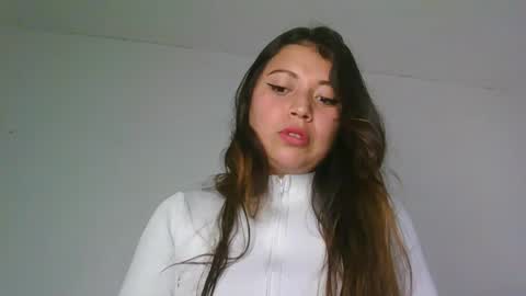 Snapshot of aleska_dollx chatting on 4, 10, 2025 QUEEN OFF MILk IM BACK 15 NOV online show from 4, 10, 2025