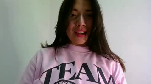 QUEEN OFF MILk  IM BACK  15 NOV online show from 17, 4, 2026