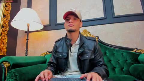 Alessandro King online show from 9, 2, 2025