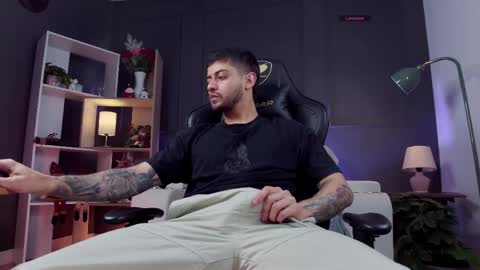 Alessandro INDEPENDENT MODEL online show from 8, 1, 2026