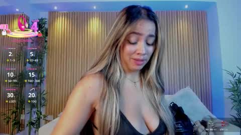 Snapshot of alessia_taylorr chatting on 17, 9, 2025 Alessia Everyday From 0530 to 1430 Col Time online show from 17, 9, 2025