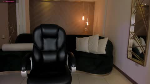 Alessia  online show from 23, 10, 2025