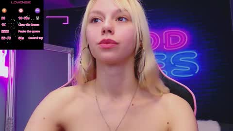 alessiacroft online show from 23, 10, 2025